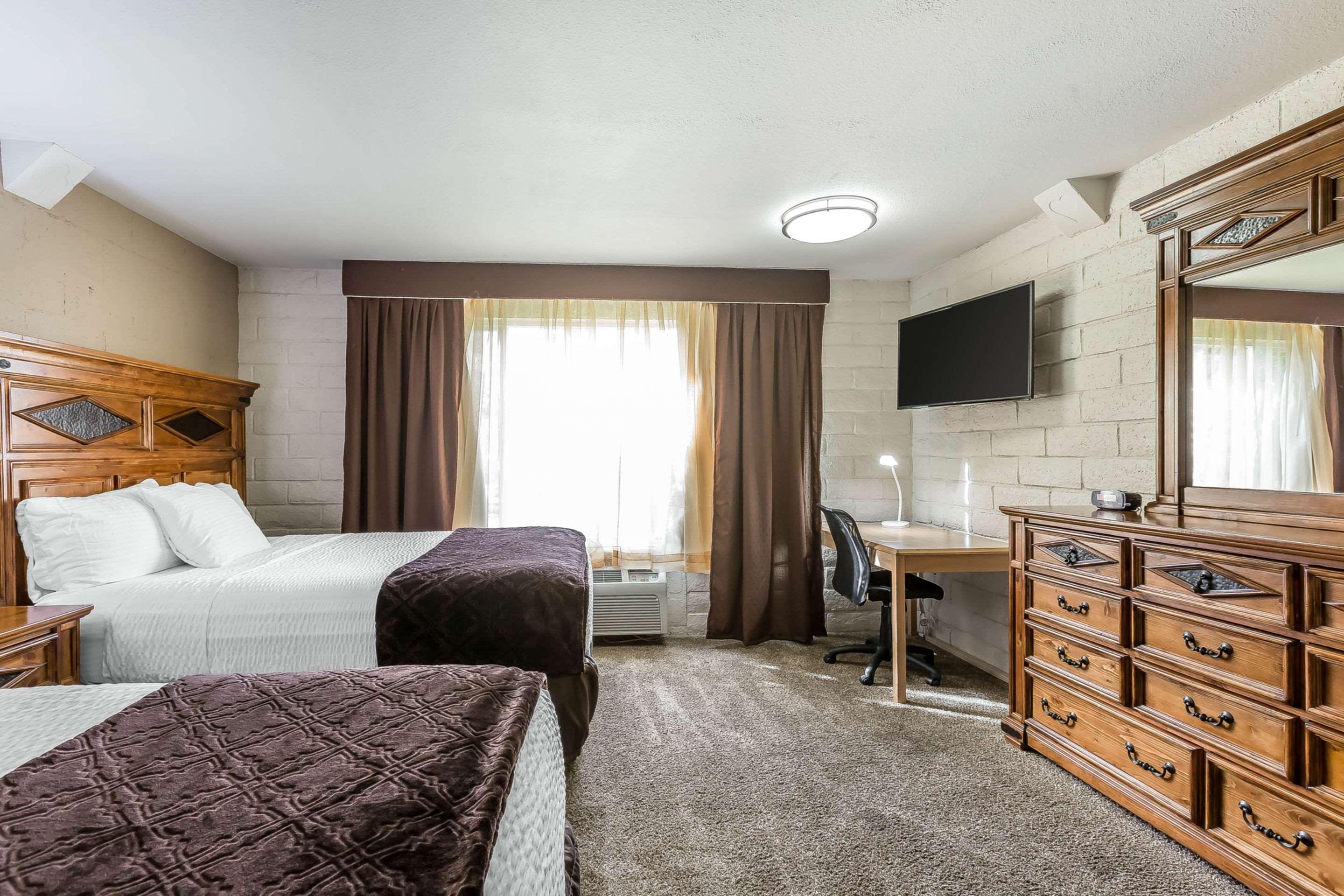 Econo Lodge Lake Elsinore Casino Exteriér fotografie