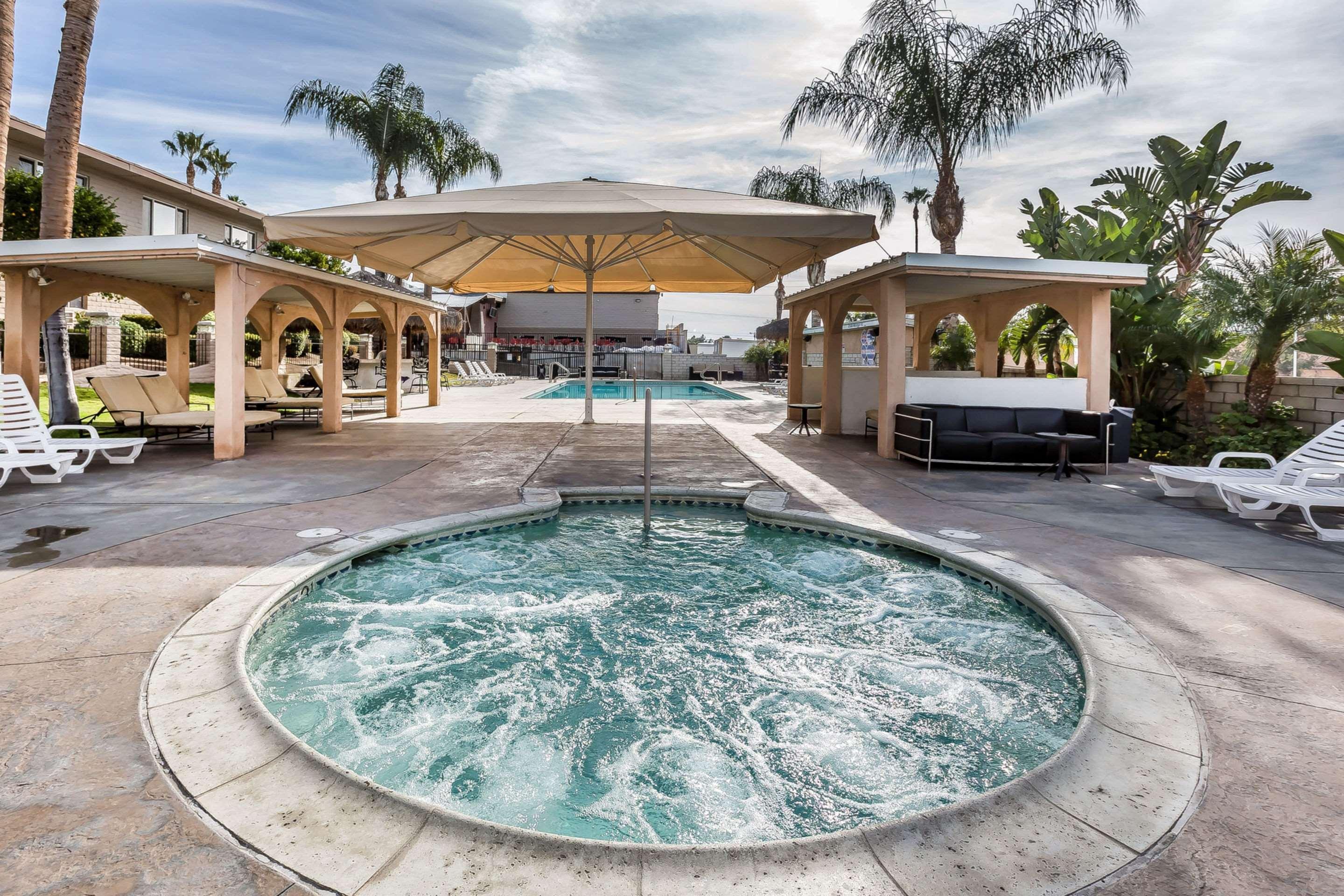 Econo Lodge Lake Elsinore Casino Exteriér fotografie