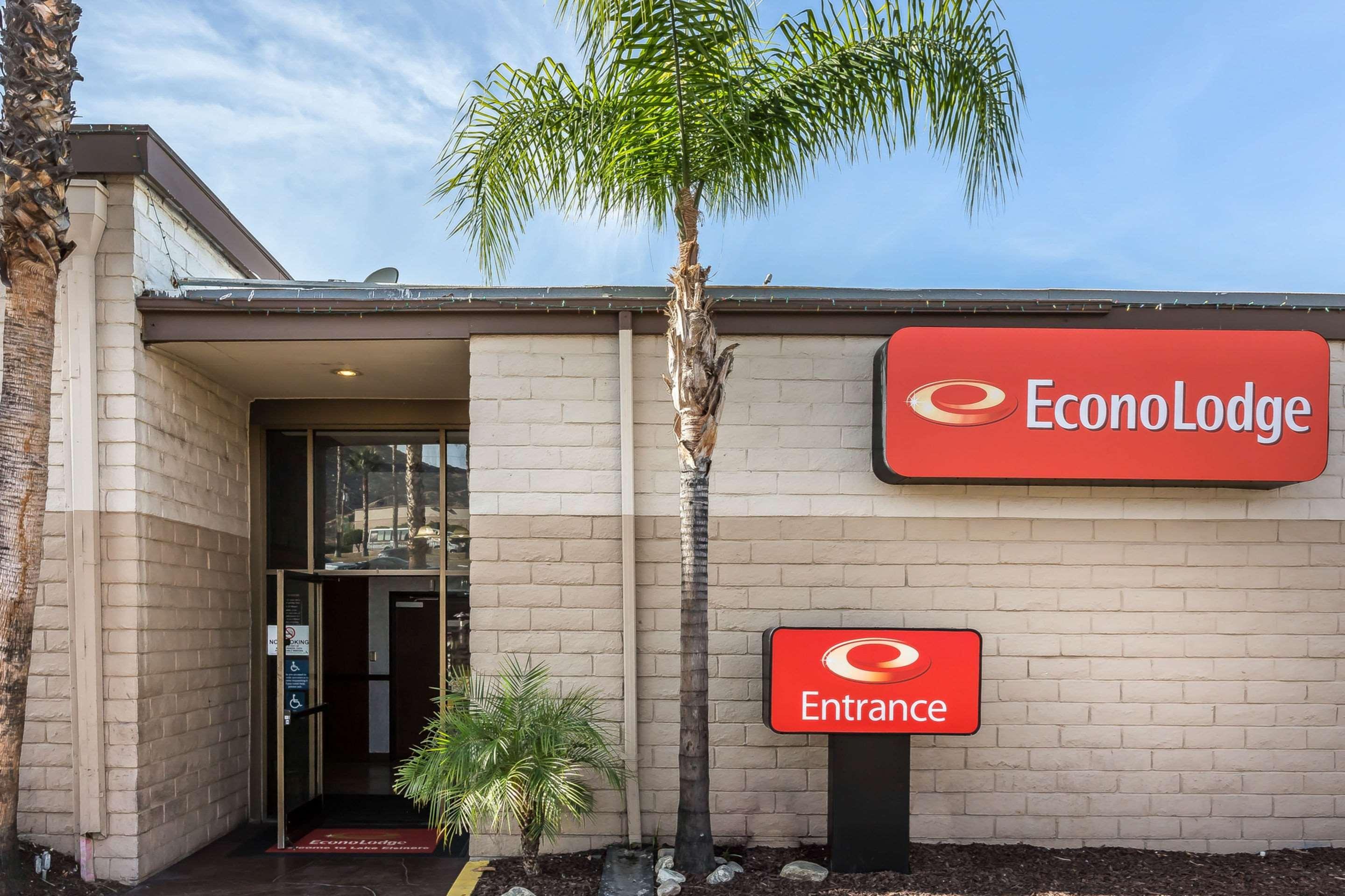 Econo Lodge Lake Elsinore Casino Exteriér fotografie